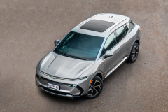 Chevrolet-Equinox-EV-8120