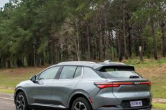 Chevrolet-Equinox-EV-8206