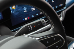 Chevrolet-Equinox-EV-8463