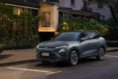 chevrolet-captiva-ev-urbano-noturno